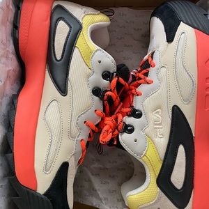FILA Disruptor Sneakers